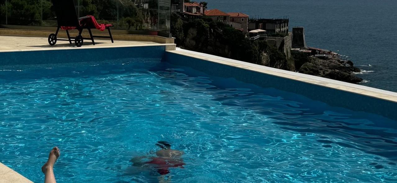 Nejra Apartment Ulcinj Buitenkant foto